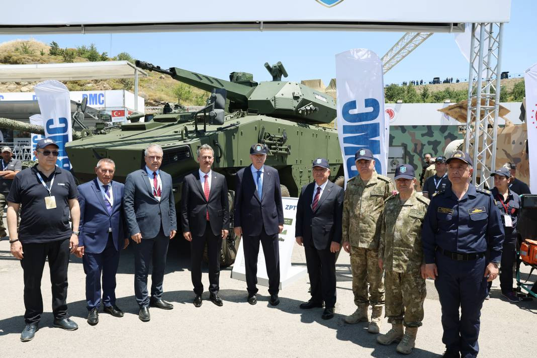 Erdoğan Savunma Sanayii Fuarı'nı gezdi - Resim: 34